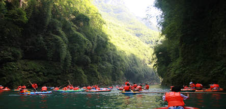 重慶阿依河、篝火晚會、峽谷觀光二日游